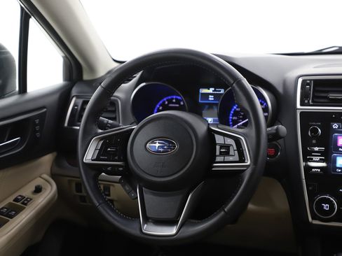 Used 2018 Subaru Outback 2.5i Limited image 14