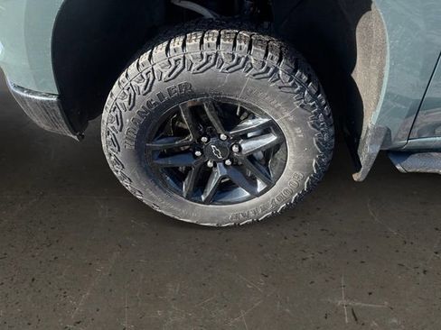 Certified 2025 Chevrolet Silverado 1500 Custom Trail Boss image 9