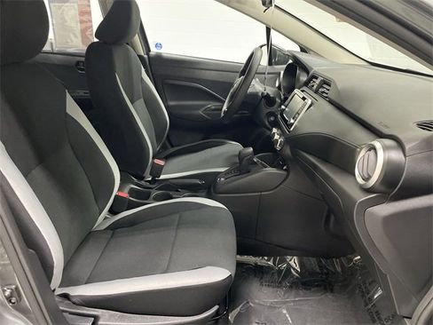 Used 2025 Nissan Versa S w/ Trunk Package image 18