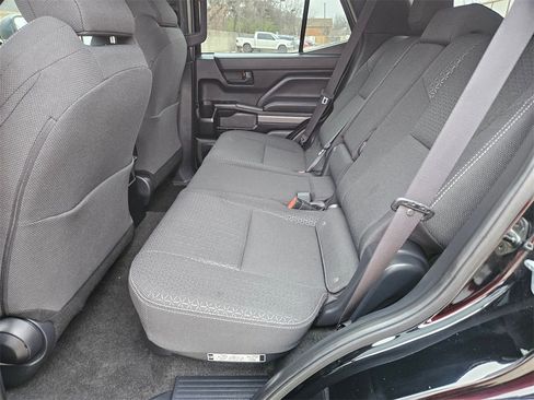 Used 2025 Toyota 4Runner SR5 image 27