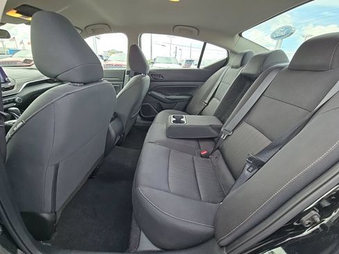 Used 2025 Nissan Altima 2.5 SV AWD/4WD image 36