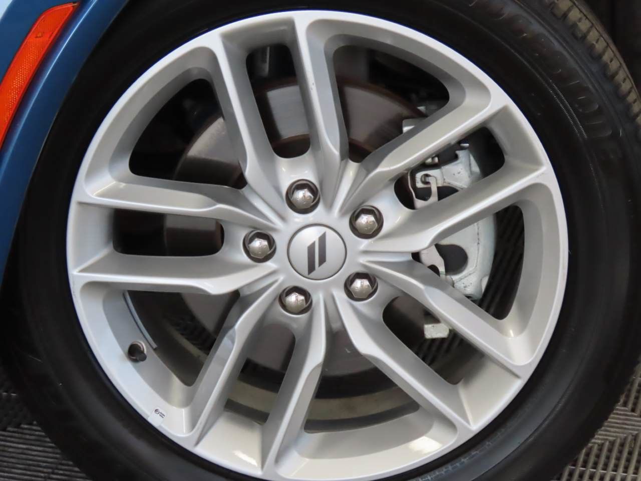 Used 2025 Dodge Durango GT AWD/4WD image 7