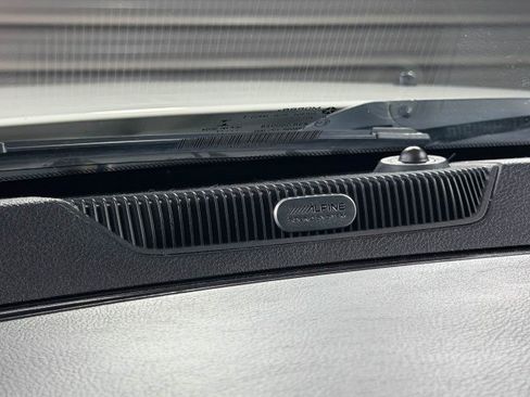 Used 2017 RAM 1500 Limited image 31