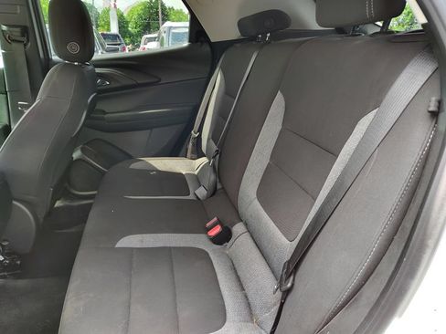 Used 2023 Chevrolet TrailBlazer LT AWD/4WD image 11