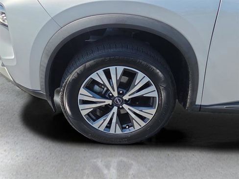 Certified 2023 Nissan Rogue SV image 23