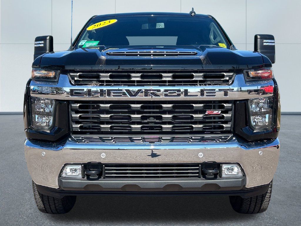 Used 2023 Chevrolet Silverado 2500 LT w/ All Star Edition AWD/4WD image 3