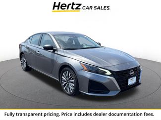 Used 2025 Nissan Altima 2.5 SV FWD video 1