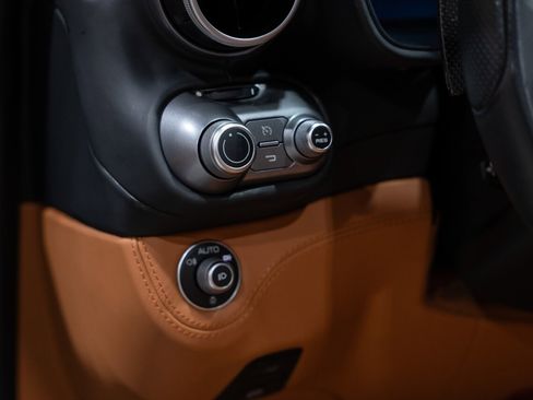 Used 2020 Ferrari Portofino image 65