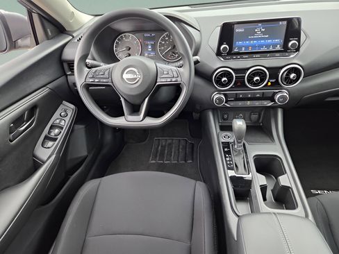 Used 2024 Nissan Sentra S image 8