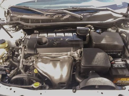 Used 2011 Toyota Camry LE image 23