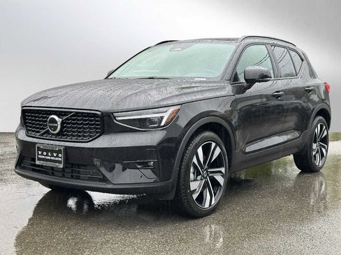 New 2026 Volvo XC40 B5 Ultra w/ Climate Package AWD/4WD image 7