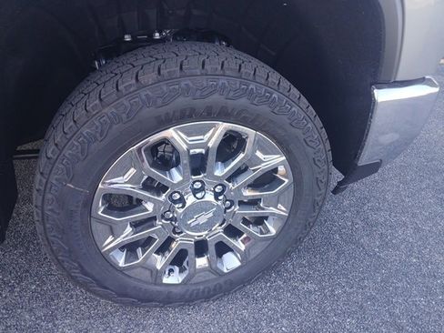 New 2026 Chevrolet Silverado 2500 LTZ w/ LTZ Premium Texas Edition image 5