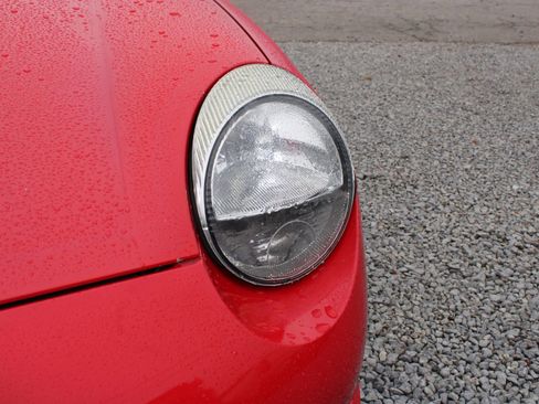 Used 2004 Ford Thunderbird image 6