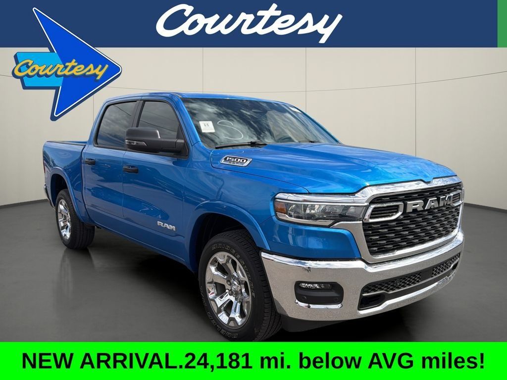 Used 2025 RAM 1500 Lone Star AWD/4WD image 1