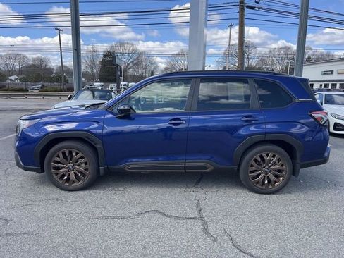 Used 2025 Subaru Forester Sport AWD/4WD image 7