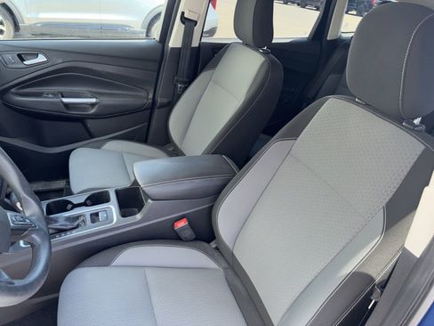 Used 2018 Ford Escape SE FWD image 9