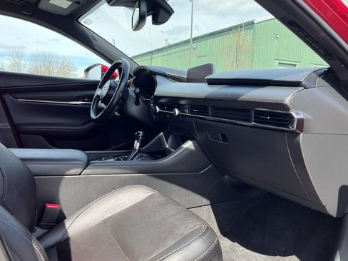 Used 2019 MAZDA MAZDA3 Premium Package image 14