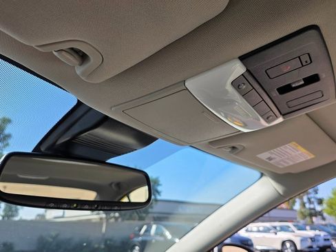 Used 2022 Nissan Altima 2.5 Platinum image 34