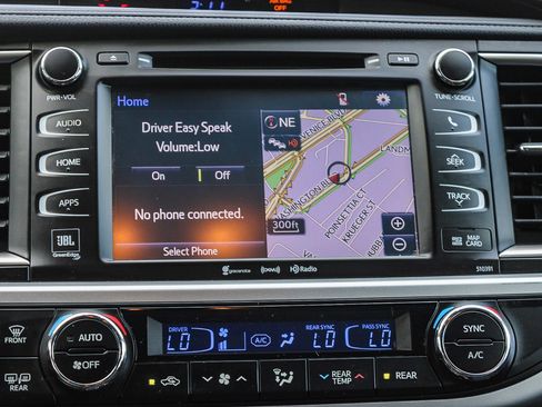 Used 2019 Toyota Highlander Limited Platinum image 15