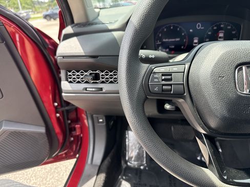 Certified 2023 Honda Accord LX image 15