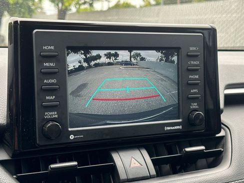 Used 2021 Toyota RAV4 XLE w/ Convenience Package AWD/4WD image 19