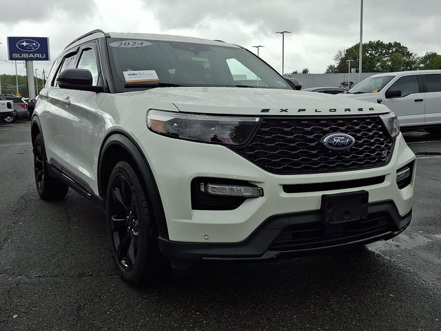 Certified 2024 Ford Explorer ST w/ Equipment Group 401A AWD/4WD image 2