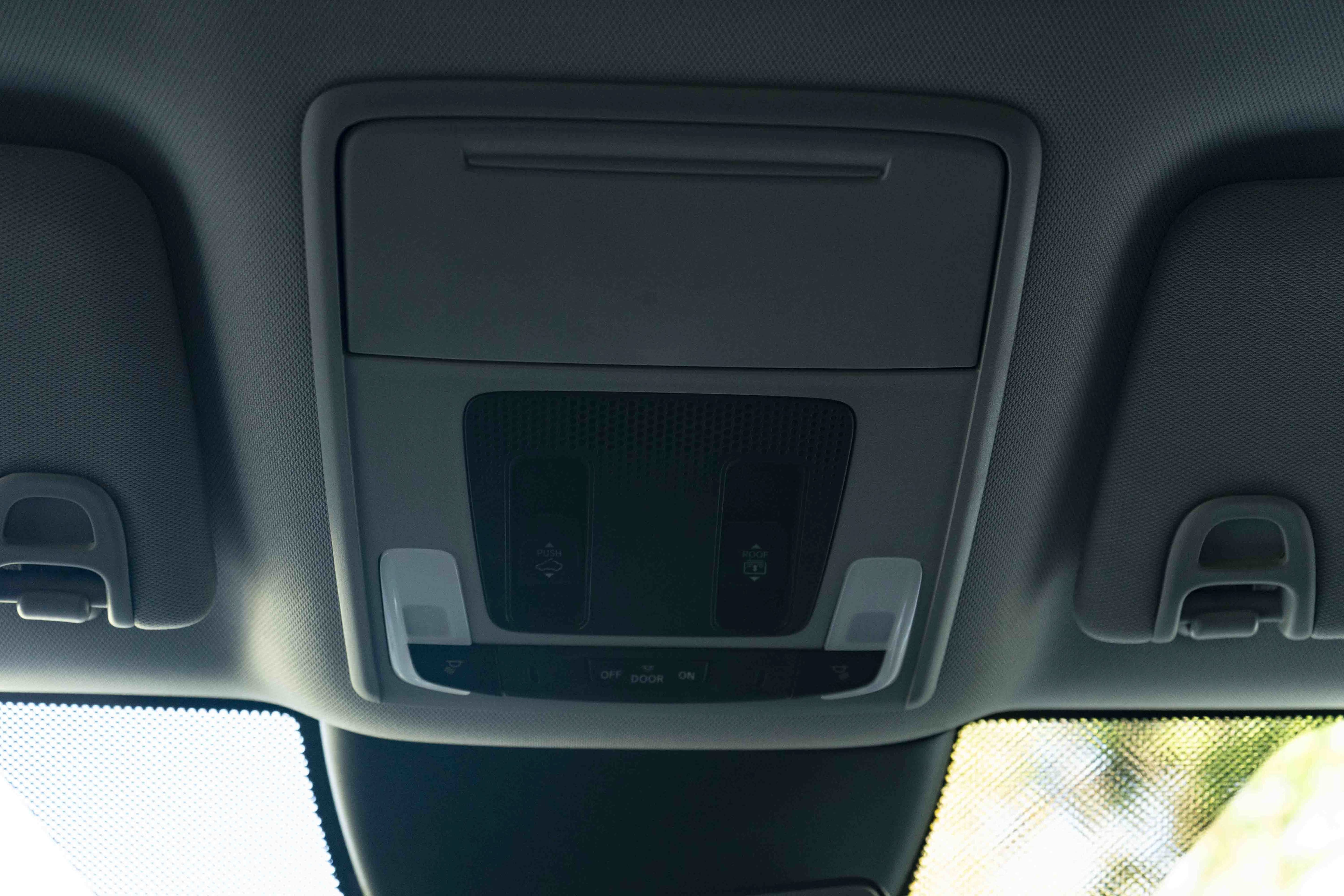 Used 2025 Honda Pilot Touring image 35