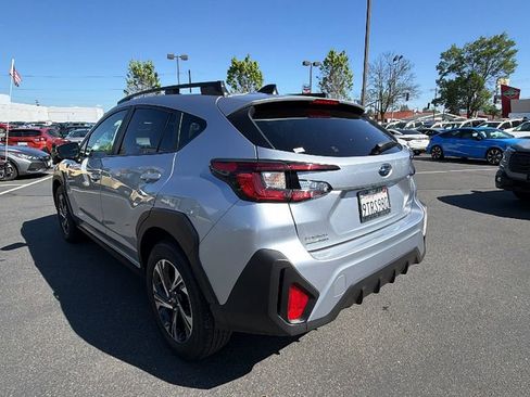 Used 2025 Subaru Crosstrek 2.0i Premium image 6