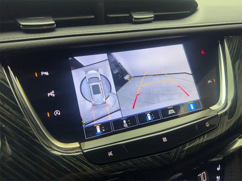 Used 2021 Cadillac XT6 Premium Luxury image 70