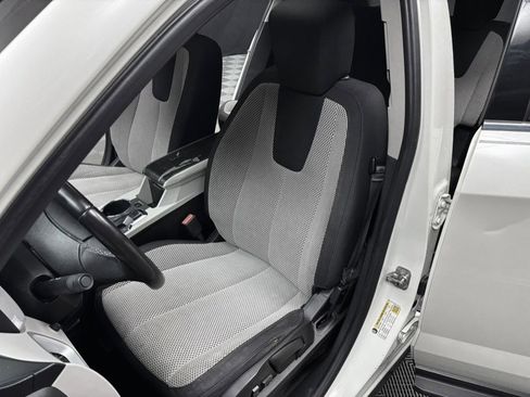 Used 2013 Chevrolet Equinox LT image 30