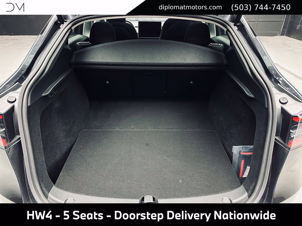 Used 2025 Tesla Model Y Long Range AWD/4WD image 40
