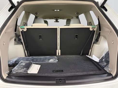 New 2026 Volkswagen Atlas SE image 9