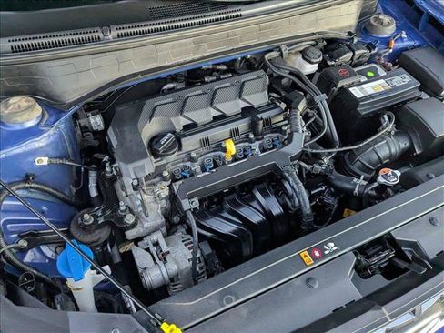 Used 2022 Hyundai Venue SEL w/ Cargo Package image 23