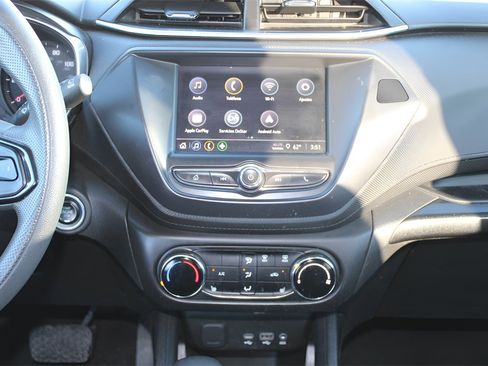 Used 2023 Chevrolet TrailBlazer LT image 16