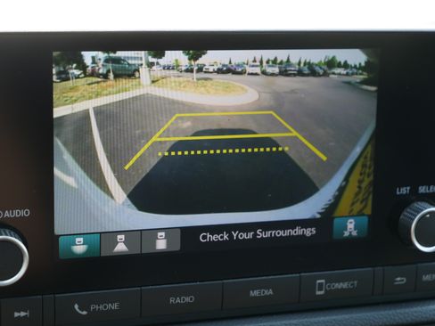 Used 2025 Honda CR-V Sport image 27