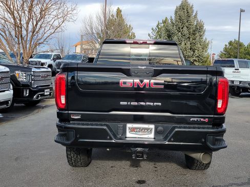 Used 2020 GMC Sierra 3500 AT4 w/ AT4 Premium Package image 10