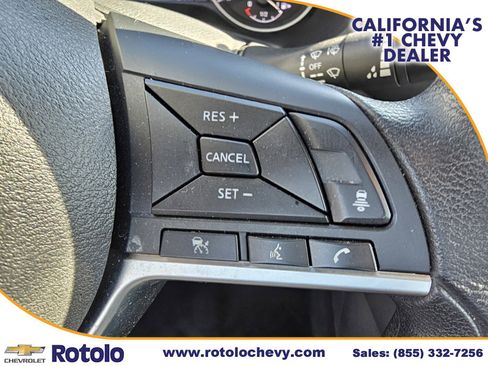 Used 2025 Nissan Sentra SV FWD image 22