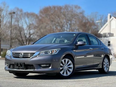 Used 2015 Honda Accord EX-L image 1