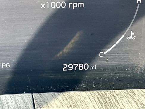 Used 2024 Kia Telluride SX image 17