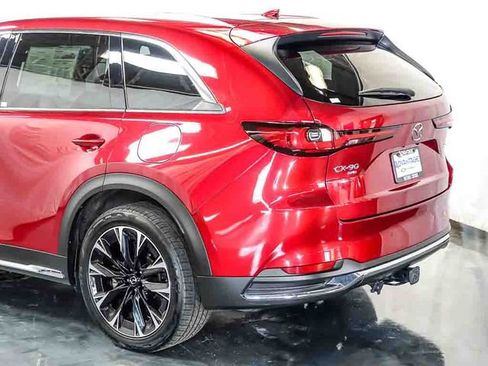 Used 2024 MAZDA CX-90 Plug-In Hybrid w/ Premium Pkg AWD/4WD image 10