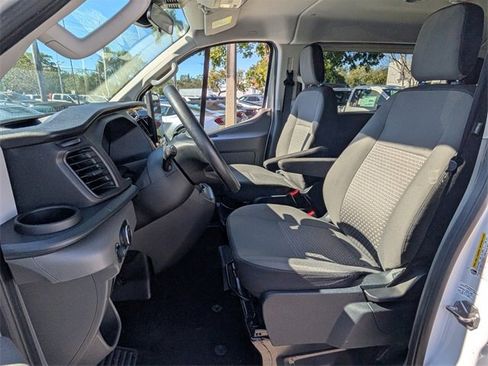Used 2023 Ford Transit 350 XLT image 5