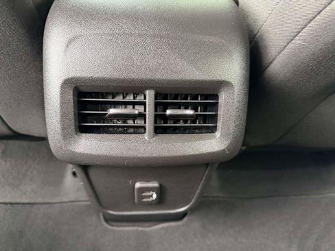 Certified 2023 Chevrolet Equinox LT AWD/4WD image 16