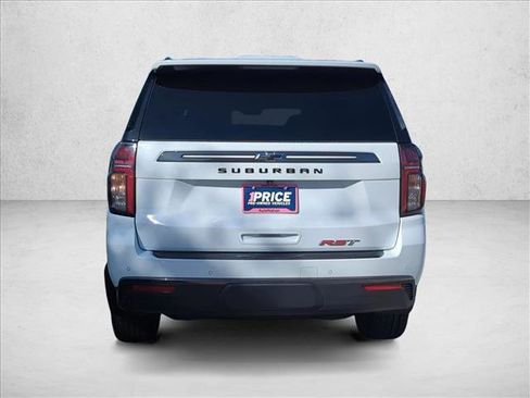Used 2022 Chevrolet Suburban RST w/ Luxury Package image 6