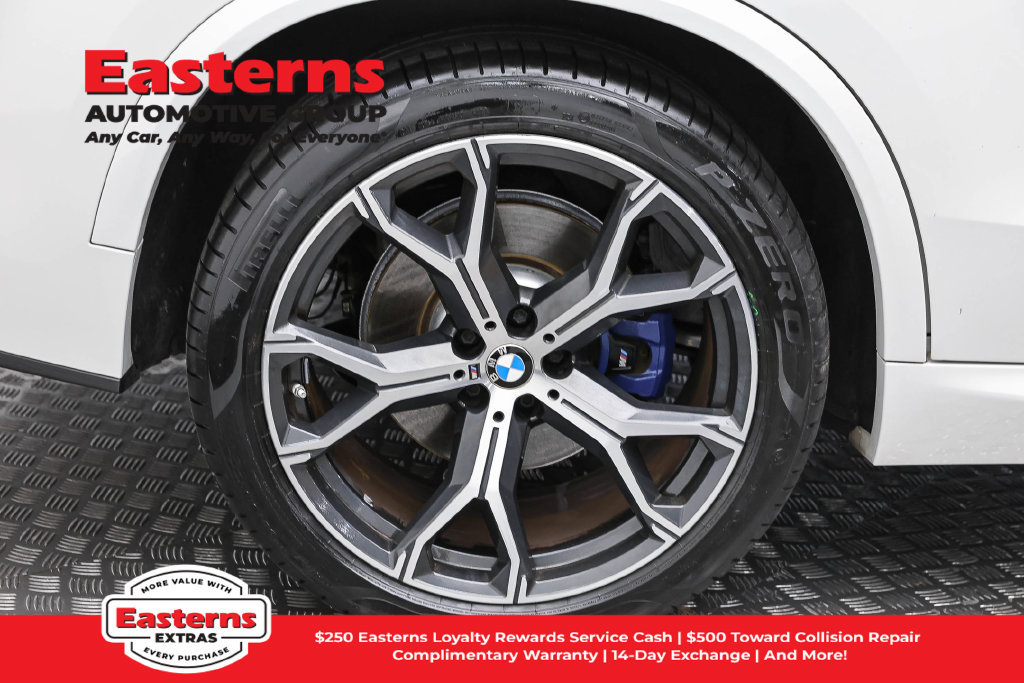 Used 2022 BMW X5 xDrive40i w/ M Sport Package AWD/4WD image 33