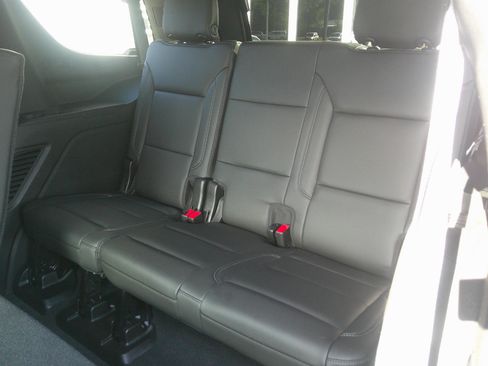 Used 2021 Chevrolet Tahoe LT w/ LT Signature Package image 15