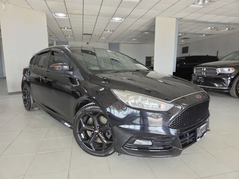 Used 2016 Ford Focus ST FWD image 1