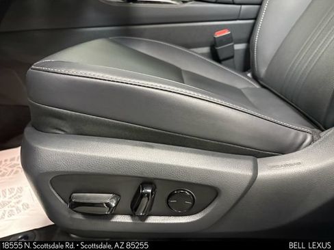 Used 2025 Lexus NX 350h AWD w/ Premium Package image 12