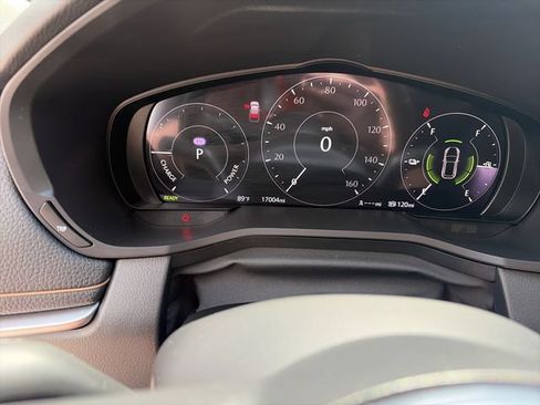 Used 2024 MAZDA CX-90 Plug-In Hybrid w/ Preferred AWD/4WD image 19