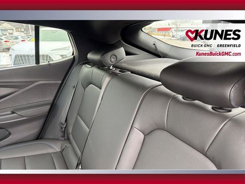New 2026 Buick Envista Sport Touring w/ Convenience I Package FWD image 36