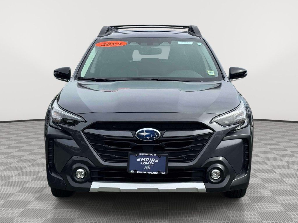 Used 2023 Subaru Outback Limited AWD/4WD image 3